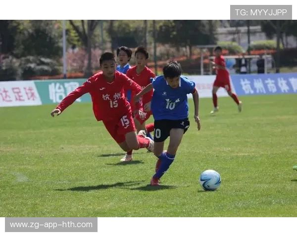 俱乐部建立球员学业支持计划保障青少年成长全面发展，俱乐部足球队训练内容有哪些